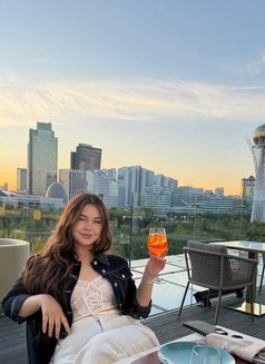 Monica - puta in Dubai Photo 3 of 7