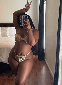 Monica - escort in Nairobi Photo 1 of 2