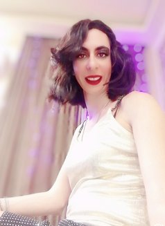 Monica - Transsexual escort in Cairo Photo 2 of 22