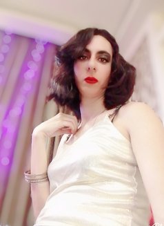 Monica - Transsexual escort in Cairo Photo 3 of 22