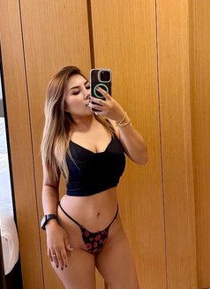 Monica - escort in New Delhi Photo 1 of 3