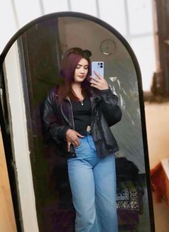 Monica real meet and cam show - escort in Kolkata Photo 2 of 2