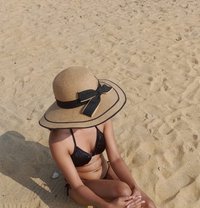 Monica - escort in Colombo