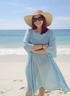 Monica - escort in Gurgaon Photo 8 of 16