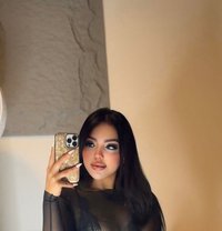 New in Dubai, Monica(for extra) - puta in Dubai Photo 5 of 9