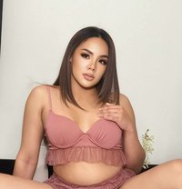 Monica VIP Service - Transsexual escort in Riyadh Photo 4 of 12