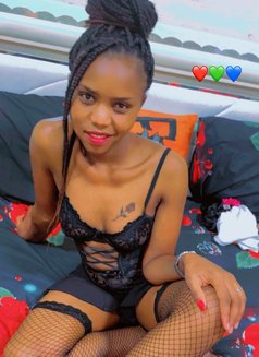 Monicah - escort in Khobar Photo 4 of 5