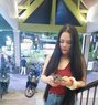 Monies Small - puta in Pattaya Photo 1 of 4