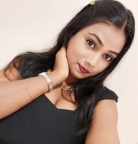 Divya Best Vip escort service - puta in Rajkot