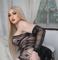 BDSM Mistress - Transsexual escort in Riyadh