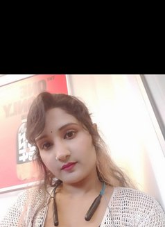 Monika - escort in Gurgaon Photo 4 of 9