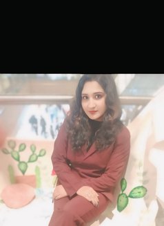 Monika - escort in Gurgaon Photo 6 of 9
