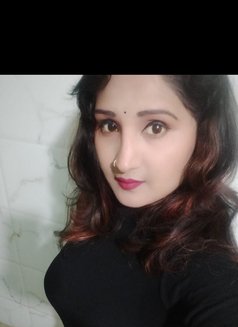 Monika - escort in Gurgaon Photo 7 of 9