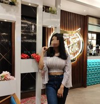 Monika - escort in Kochi