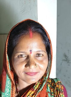 Monika cash payment by hand - escort in Kochi Photo 3 of 7