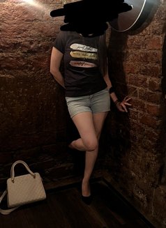 Monika - escort in Mumbai Photo 2 of 3