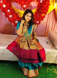 Monika - escort in Pune Photo 1 of 3