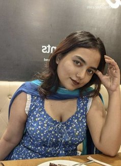 Monika - escort in Surat Photo 2 of 3