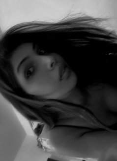 Monika - Dominadora transexual in Chennai Photo 12 of 12