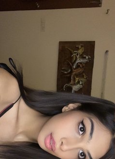 Monika - Dominadora transexual in Noida Photo 1 of 9