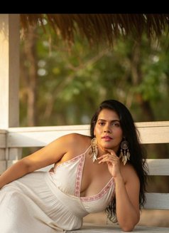 Monika Janu - escort in Muscat Photo 1 of 2