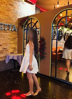 Roshni - escort in Kanpur Photo 1 of 3