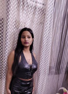 Monika Misstre bdsm meet with cam - puta in Noida Photo 12 of 15