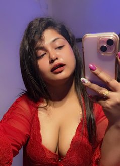 Monika Primium Escort - puta in Bangalore Photo 2 of 4