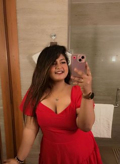 Monika Primium Escort - puta in Bangalore Photo 3 of 4
