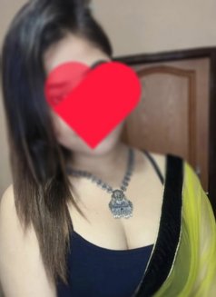 ❣️Monika Real Meet & Webcam ❣️ - puta in Bangalore Photo 3 of 4