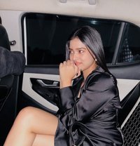 Monika Sharma - escort in Berlin