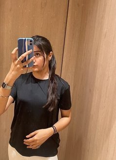 Monika Sigh - escort in New Delhi Photo 2 of 3