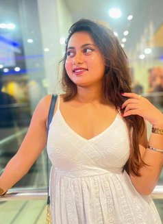 Monika Singh - escort in Mumbai Photo 3 of 5