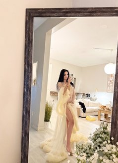 Monikaaa - Transsexual escort in Riyadh Photo 10 of 12