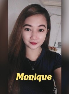 Monique - masseuse in Manila Photo 1 of 4