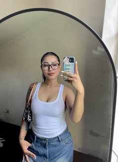 Monique | GFE - escort in Manila Photo 3 of 10