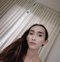 Monlove - Transsexual escort in Thane