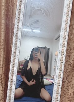 Minny Ladyboy From Thailand - Transsexual escort in Muscat Photo 2 of 5