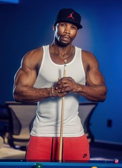 Monroe Black luxury Vip - Male escort in Dubai Photo 2 of 19