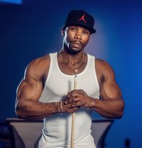 Monroe Black luxury 4 woman and Couples - Male escort in Dubai