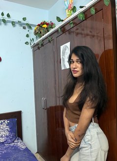 Monster Dick Dimple - Acompañantes transexual in Hyderabad Photo 3 of 4