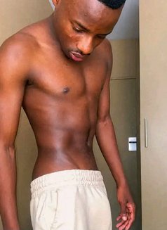 Monster Dick Nairobi - Male escort in Nairobi Photo 14 of 14