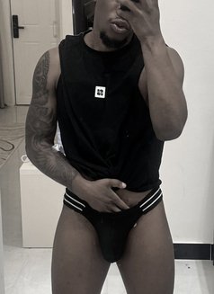 Black big Dik Monster - Male escort in Riyadh Photo 1 of 2