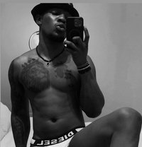 Black big Dik Monster - Male escort in Riyadh Photo 2 of 3
