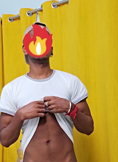 Monster - Male escort in Chennai Photo 2 of 3