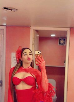 Monster Queen big cook - Acompañantes transexual in Raipur Photo 24 of 25