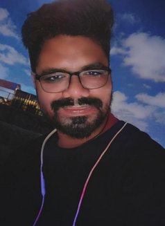 Monster Vishu Mumbai - Male escort in Mumbai Photo 1 of 3