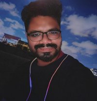 Monster Vishu Mumbai - Acompañantes masculino in Mumbai