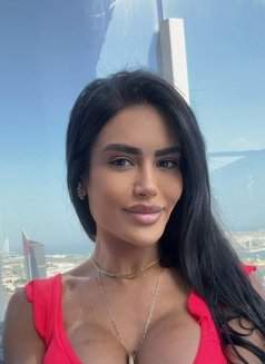 Monstercock 25 cm - Agencia de acompañantes transexuales in Dubai Photo 1 of 25