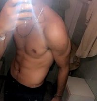 Montha - Acompañantes masculino in Al Manama